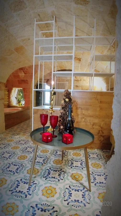 My Monopoli - Casa Dei Fiori Suite "Mimosa" Casa D'Epoca Buitenkant foto