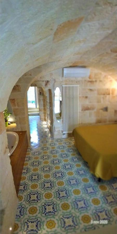 My Monopoli - Casa Dei Fiori Suite "Mimosa" Casa D'Epoca Buitenkant foto