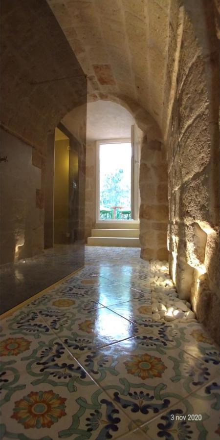 My Monopoli - Casa Dei Fiori Suite "Mimosa" Casa D'Epoca Buitenkant foto